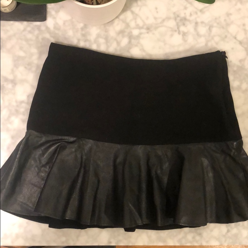 Zara faux leather tier black miniskirt